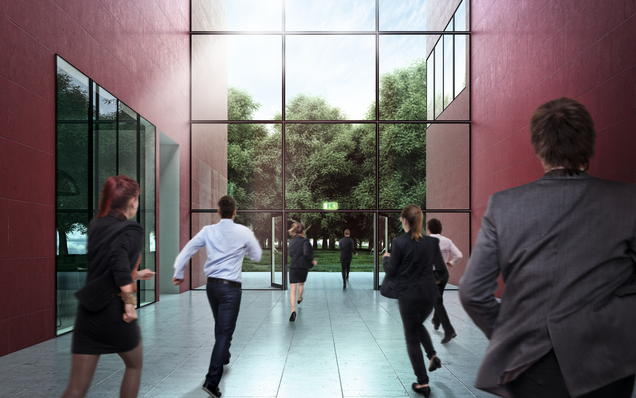 People escape through a 2-leaf escape and rescue route door – panic door with bar handles